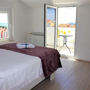 Olive Garden - Swimming Pool Apartament