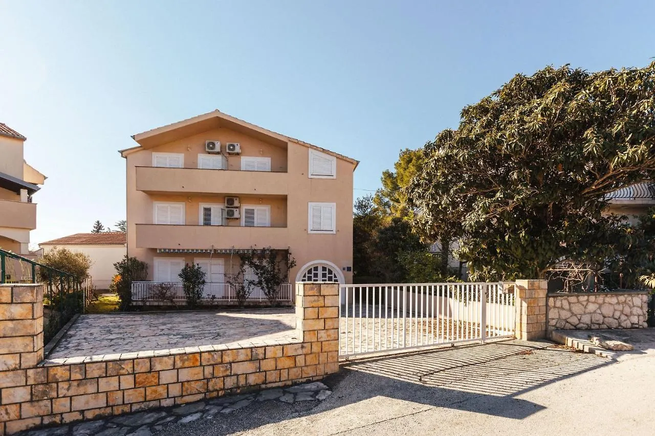 Apartament Villa Porta Biograd Na Moru
